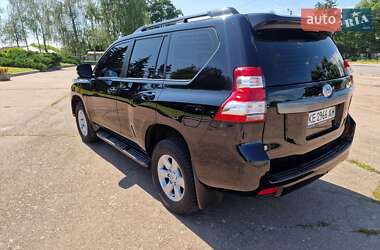 Внедорожник / Кроссовер Toyota Land Cruiser Prado 2017 в 