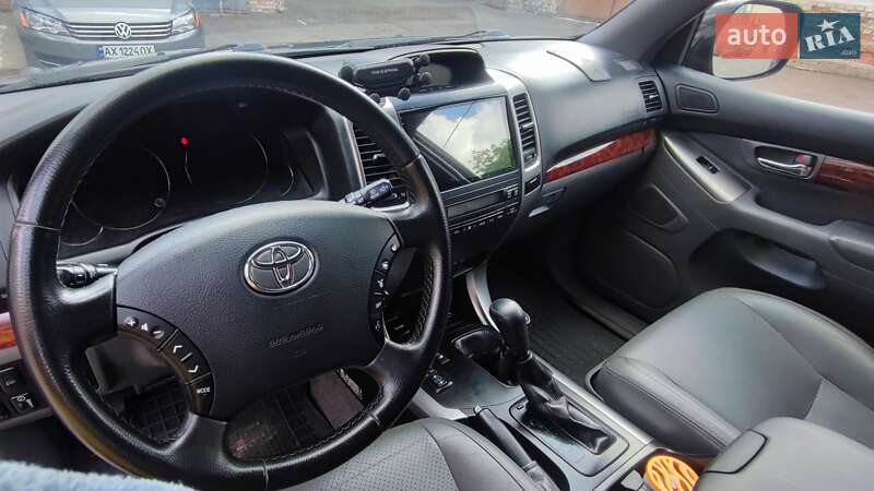 Внедорожник / Кроссовер Toyota Land Cruiser Prado 2005 в Виннице