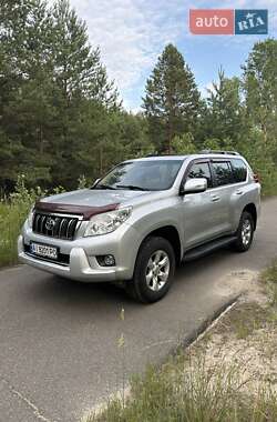 Внедорожник / Кроссовер Toyota Land Cruiser Prado 2011 в Киеве