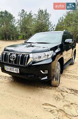 Внедорожник / Кроссовер Toyota Land Cruiser Prado 2019 в Киеве
