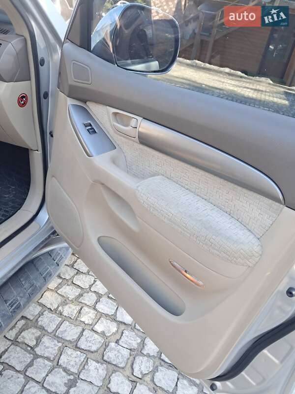 Внедорожник / Кроссовер Toyota Land Cruiser Prado 2008 в Яремче