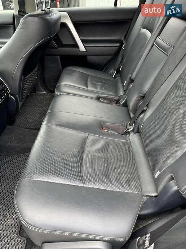 Внедорожник / Кроссовер Toyota Land Cruiser Prado 2020 в Киеве