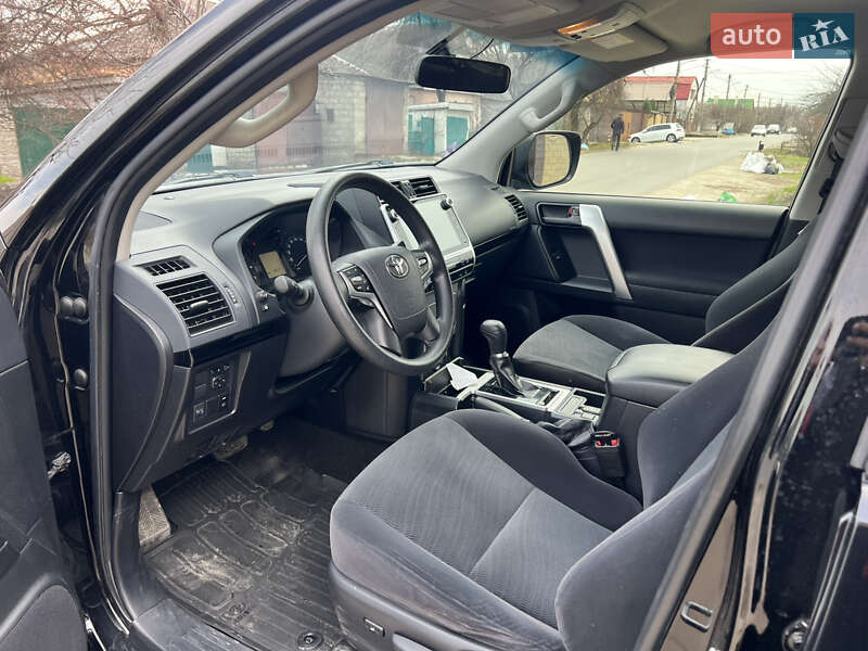 Внедорожник / Кроссовер Toyota Land Cruiser Prado 2019 в Днепре фото 8 Внедорожник / Кроссовер Toyota Land Cruiser Prado 2019 в Днепре