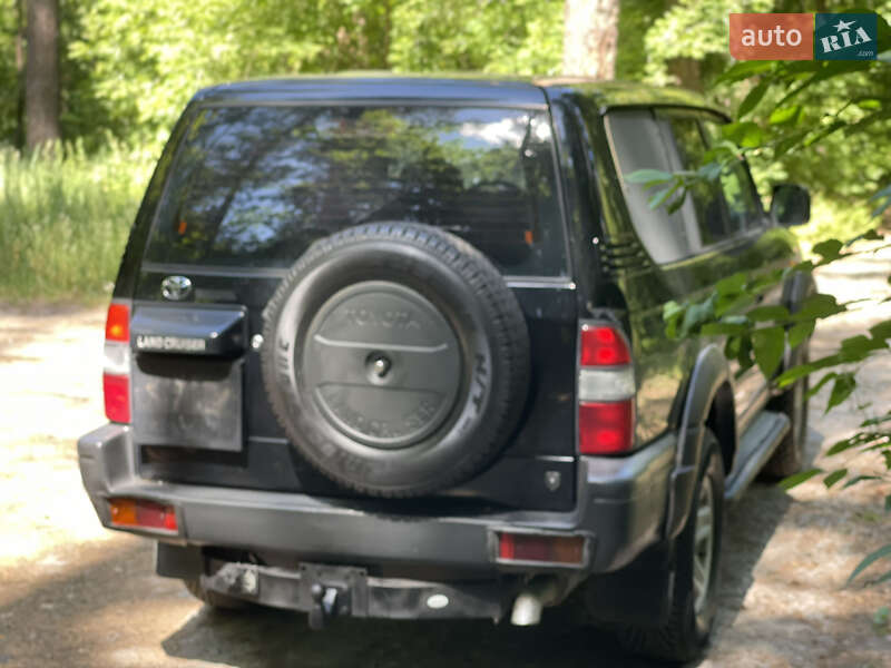 Позашляховик / Кросовер Toyota Land Cruiser Prado 2000 в Києві