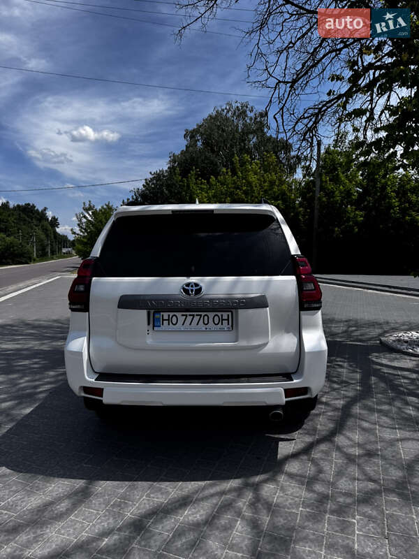 Внедорожник / Кроссовер Toyota Land Cruiser Prado 2022 в Тернополе