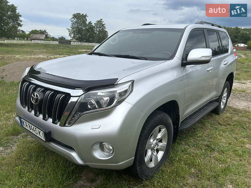 Toyota Land Cruiser Prado 2015