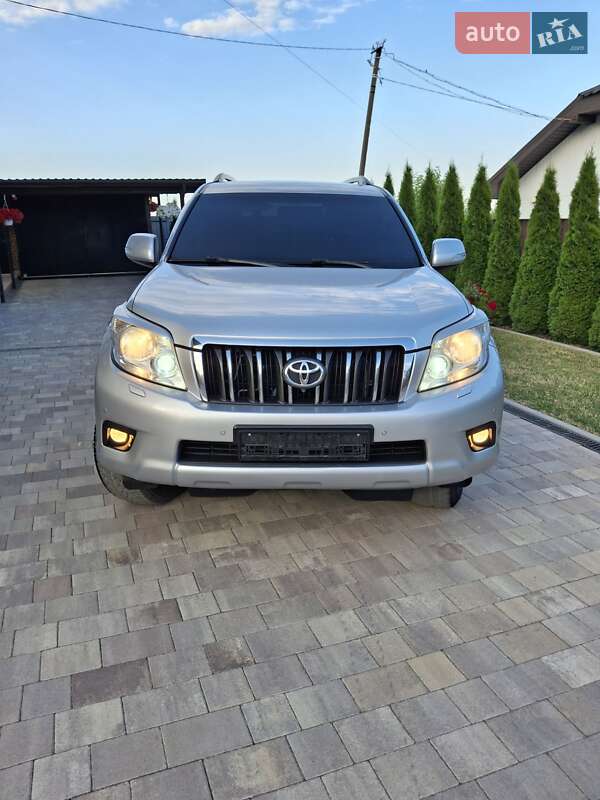 Внедорожник / Кроссовер Toyota Land Cruiser Prado 2013 в Ивано-Франковске
