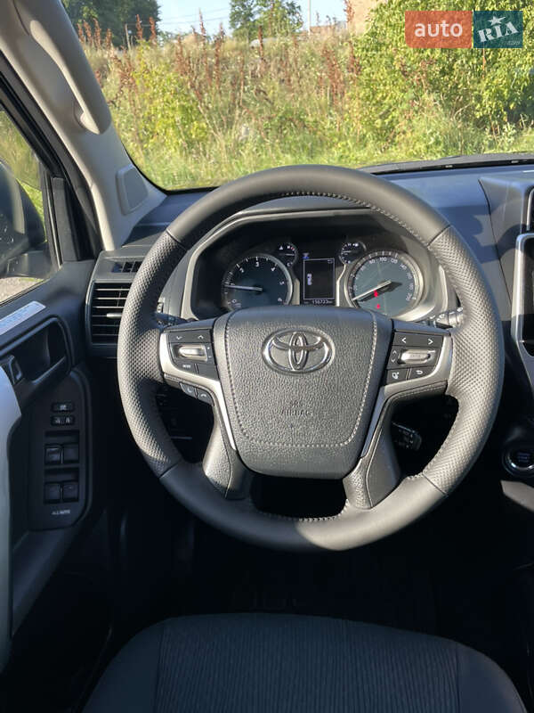 Внедорожник / Кроссовер Toyota Land Cruiser Prado 2019 в Полтаве