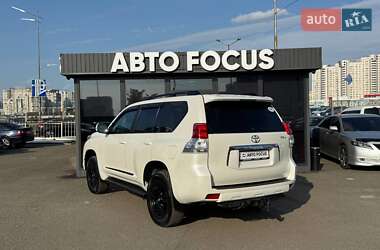 Позашляховик / Кросовер Toyota Land Cruiser Prado 2009 в 