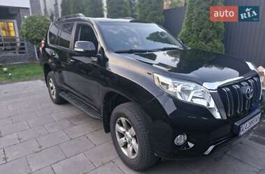 Позашляховик / Кросовер Toyota Land Cruiser Prado 2014 в 