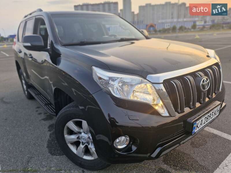 Toyota Land Cruiser Prado 2014