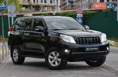 Внедорожник / Кроссовер Toyota Land Cruiser Prado 2012 в Киеве