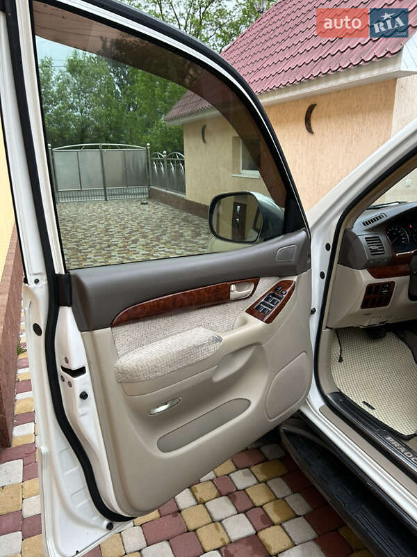 Позашляховик / Кросовер Toyota Land Cruiser Prado 2004 в Іршаві