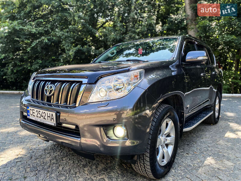 Внедорожник / Кроссовер Toyota Land Cruiser Prado 2011 в Черновцах