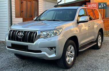 Внедорожник / Кроссовер Toyota Land Cruiser Prado 2020 в 