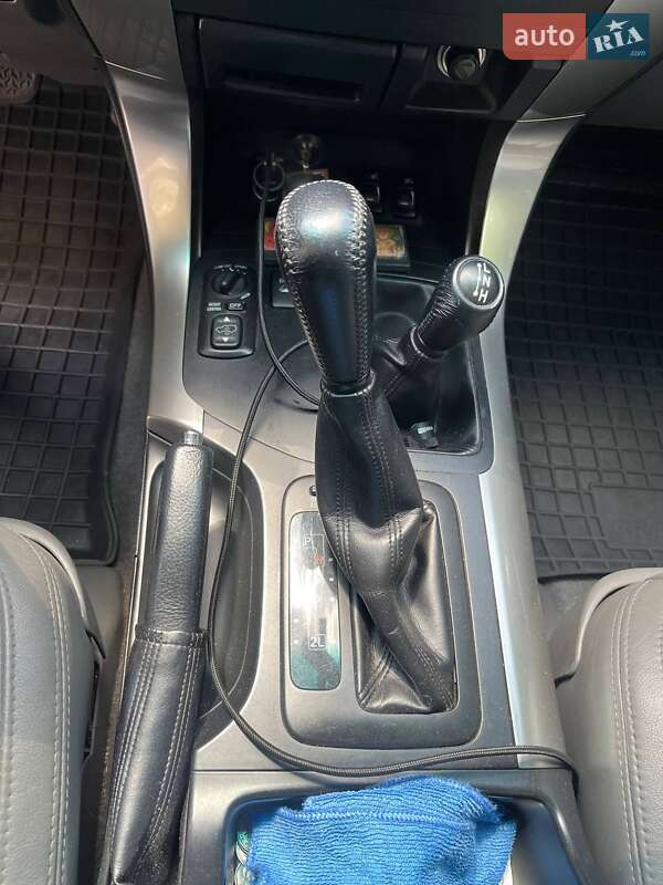 Внедорожник / Кроссовер Toyota Land Cruiser Prado 2007 в Киеве