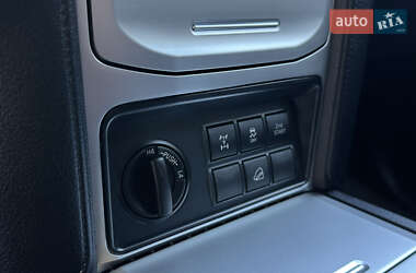 Внедорожник / Кроссовер Toyota Land Cruiser Prado 2020 в 