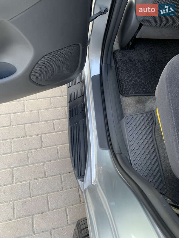 Внедорожник / Кроссовер Toyota Land Cruiser Prado 2007 в Днепре