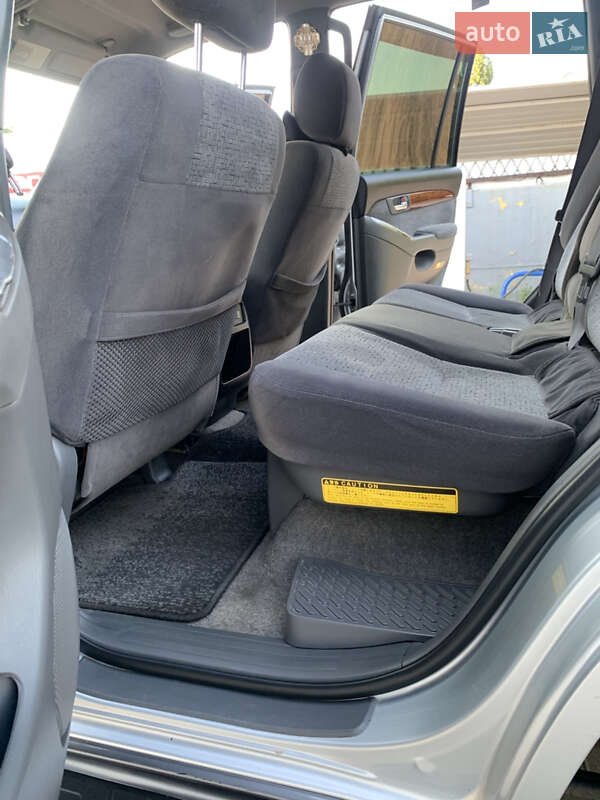 Внедорожник / Кроссовер Toyota Land Cruiser Prado 2007 в Днепре