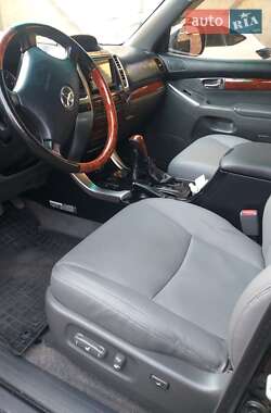 Внедорожник / Кроссовер Toyota Land Cruiser Prado 2007 в 