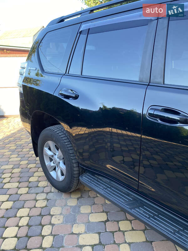 Внедорожник / Кроссовер Toyota Land Cruiser Prado 2012 в Хмельнике