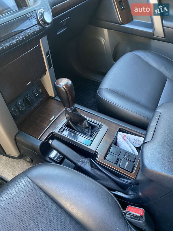Внедорожник / Кроссовер Toyota Land Cruiser Prado 2012 в Хмельнике