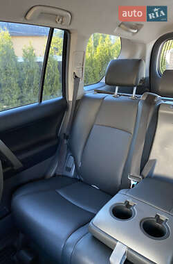 Внедорожник / Кроссовер Toyota Land Cruiser Prado 2012 в 