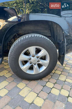 Внедорожник / Кроссовер Toyota Land Cruiser Prado 2012 в 