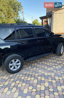Внедорожник / Кроссовер Toyota Land Cruiser Prado 2012 в 