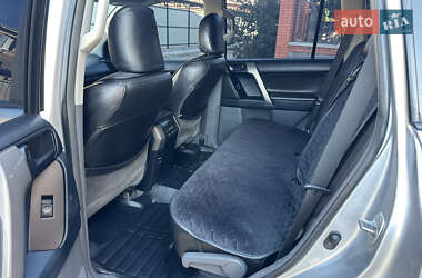 Позашляховик / Кросовер Toyota Land Cruiser Prado 2009 в 