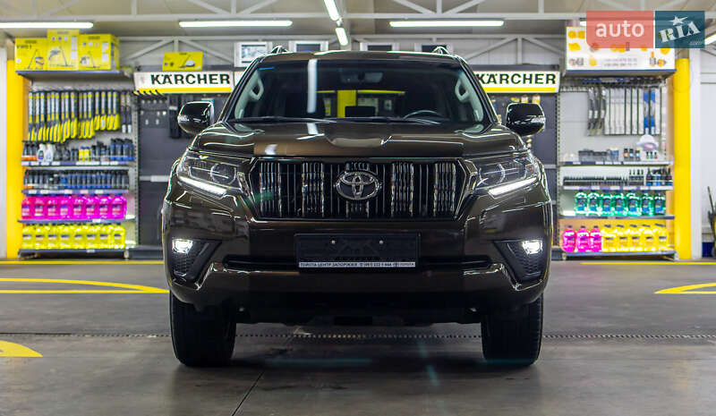 Toyota Land Cruiser Prado 2021