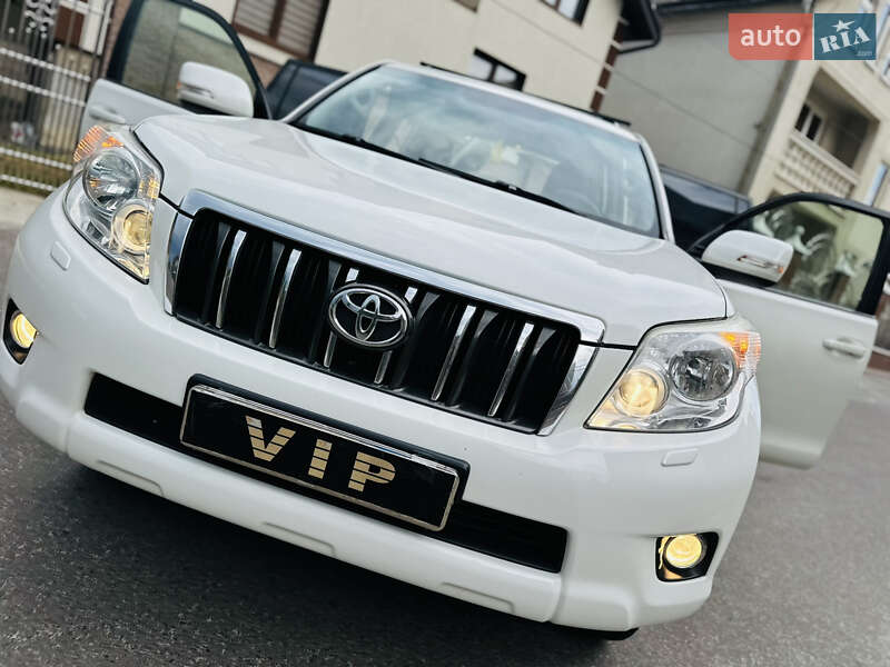 Позашляховик / Кросовер Toyota Land Cruiser Prado 2012 в Нижній Апші