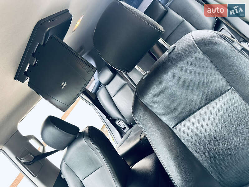 Позашляховик / Кросовер Toyota Land Cruiser Prado 2012 в Нижній Апші