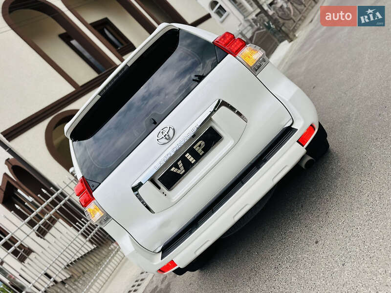 Позашляховик / Кросовер Toyota Land Cruiser Prado 2012 в Нижній Апші
