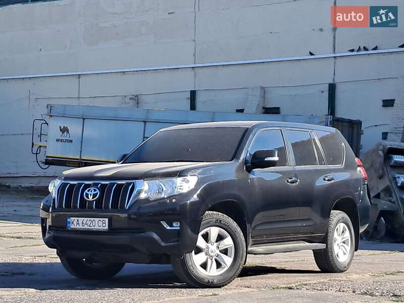 Toyota Land Cruiser Prado 2021