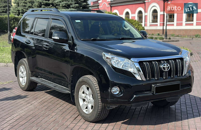 Внедорожник / Кроссовер Toyota Land Cruiser Prado 2017 в Днепре