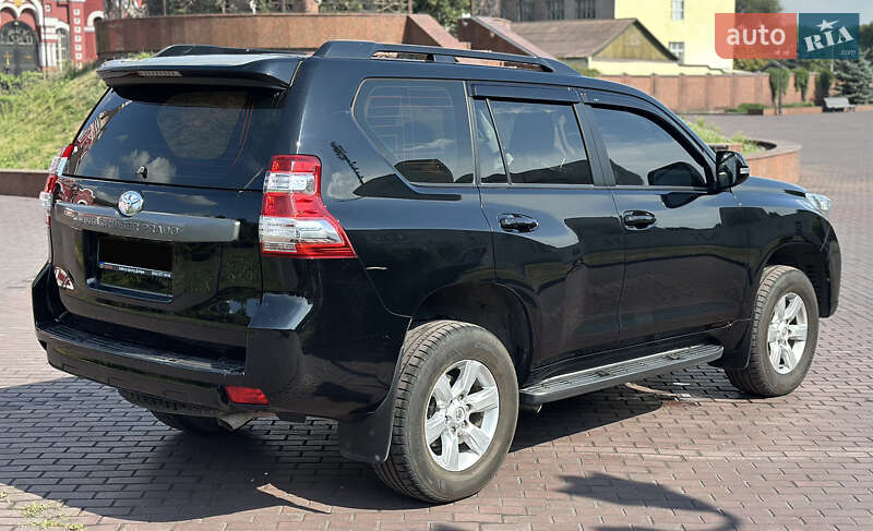 Внедорожник / Кроссовер Toyota Land Cruiser Prado 2017 в Днепре