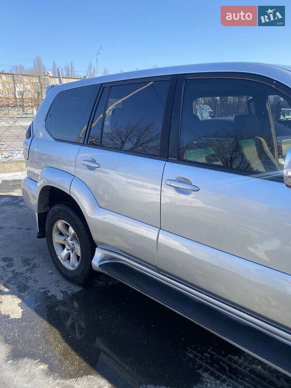 Внедорожник / Кроссовер Toyota Land Cruiser Prado 2006 в Борисполе