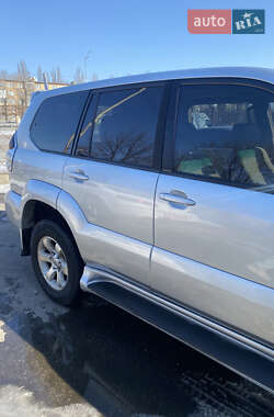 Внедорожник / Кроссовер Toyota Land Cruiser Prado 2006 в 