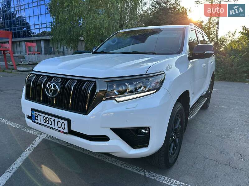Внедорожник / Кроссовер Toyota Land Cruiser Prado 2021 в Днепре