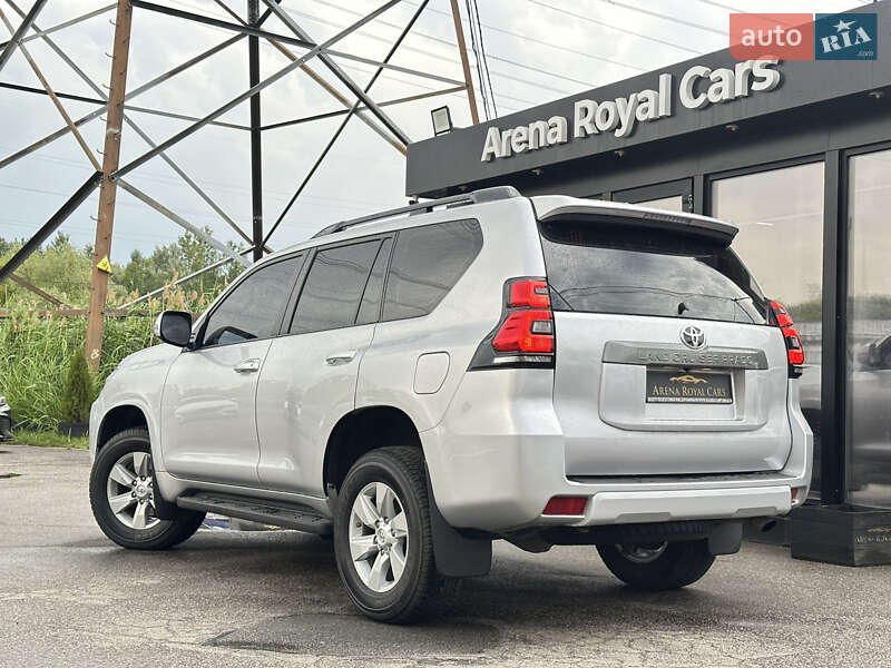 Внедорожник / Кроссовер Toyota Land Cruiser Prado 2019 в Харькове фото 4 Внедорожник / Кроссовер Toyota Land Cruiser Prado 2019 в Харькове