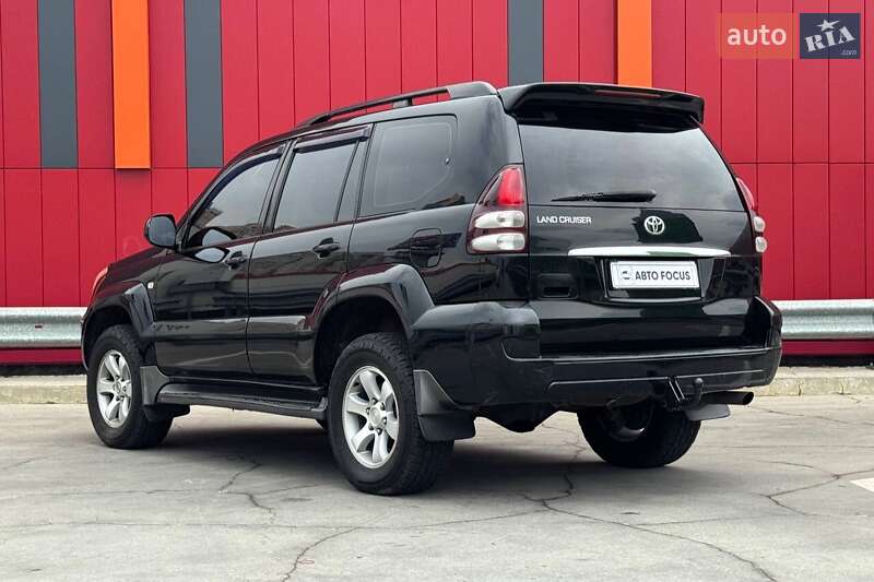 Внедорожник / Кроссовер Toyota Land Cruiser Prado 2004 в Киеве
