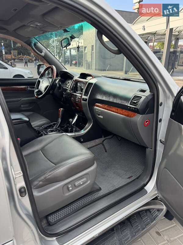 Внедорожник / Кроссовер Toyota Land Cruiser Prado 2007 в Киеве