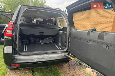 Внедорожник / Кроссовер Toyota Land Cruiser Prado 2020 в 