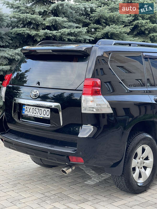 Внедорожник / Кроссовер Toyota Land Cruiser Prado 2011 в Харькове фото 26 Внедорожник / Кроссовер Toyota Land Cruiser Prado 2011 в Харькове