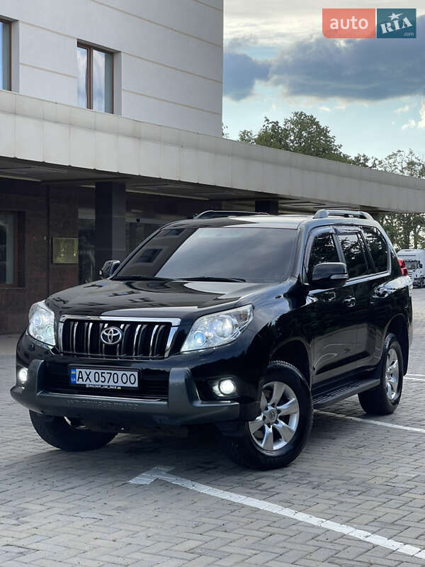 Внедорожник / Кроссовер Toyota Land Cruiser Prado 2011 в Харькове фото 32 Внедорожник / Кроссовер Toyota Land Cruiser Prado 2011 в Харькове