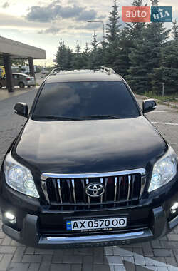 Внедорожник / Кроссовер Toyota Land Cruiser Prado 2011 в 