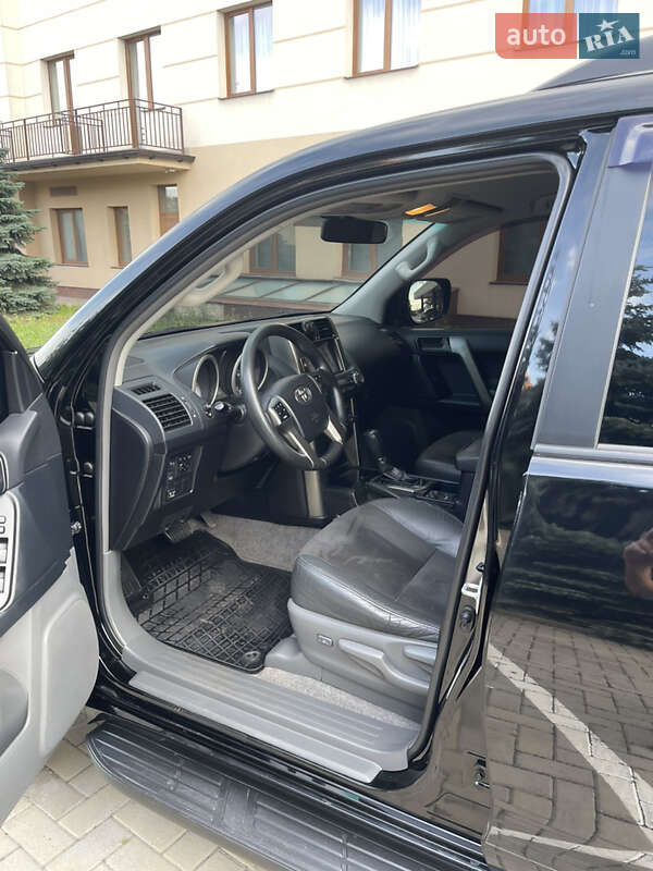 Внедорожник / Кроссовер Toyota Land Cruiser Prado 2011 в Харькове фото 105 Внедорожник / Кроссовер Toyota Land Cruiser Prado 2011 в Харькове