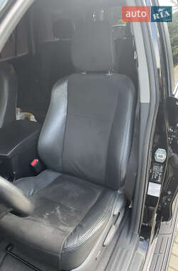 Внедорожник / Кроссовер Toyota Land Cruiser Prado 2011 в 