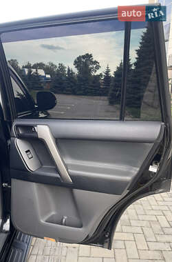 Внедорожник / Кроссовер Toyota Land Cruiser Prado 2011 в 